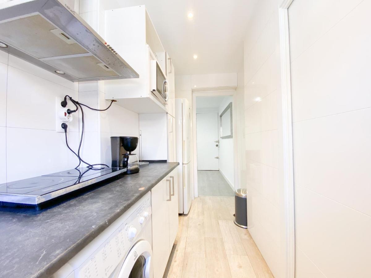 Apartamento Con Encanto En Malasana Madrid Bagian luar foto
